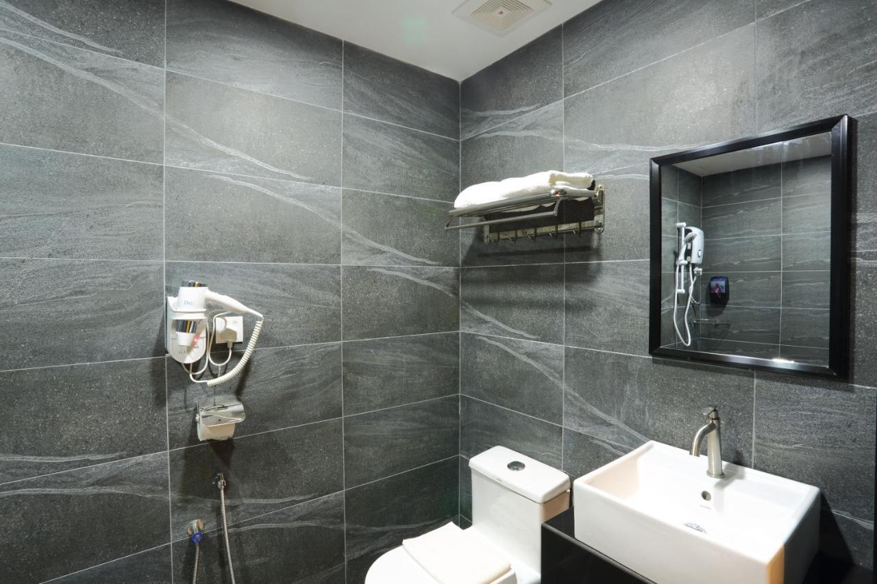 Yee Hotel Permas Jaya Johor Bahru Zewnętrze zdjęcie